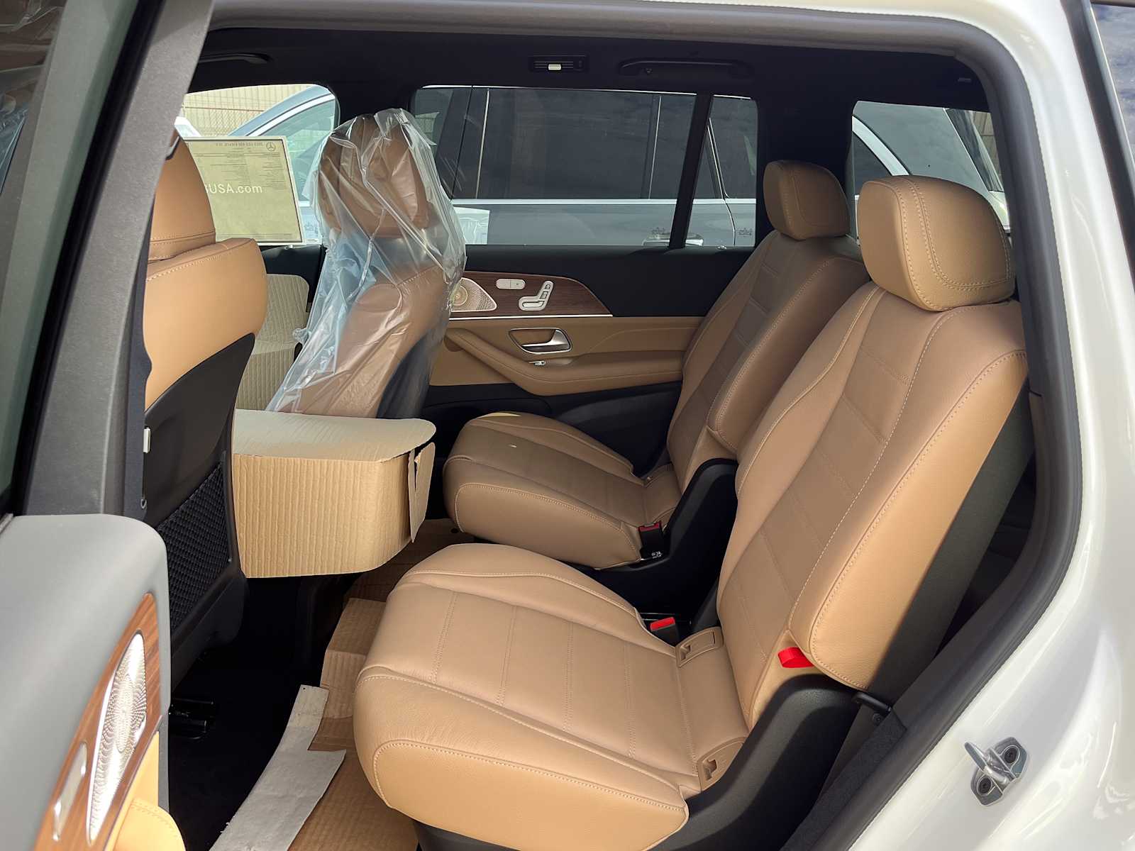 new 2025 Mercedes-Benz GLS 450 car