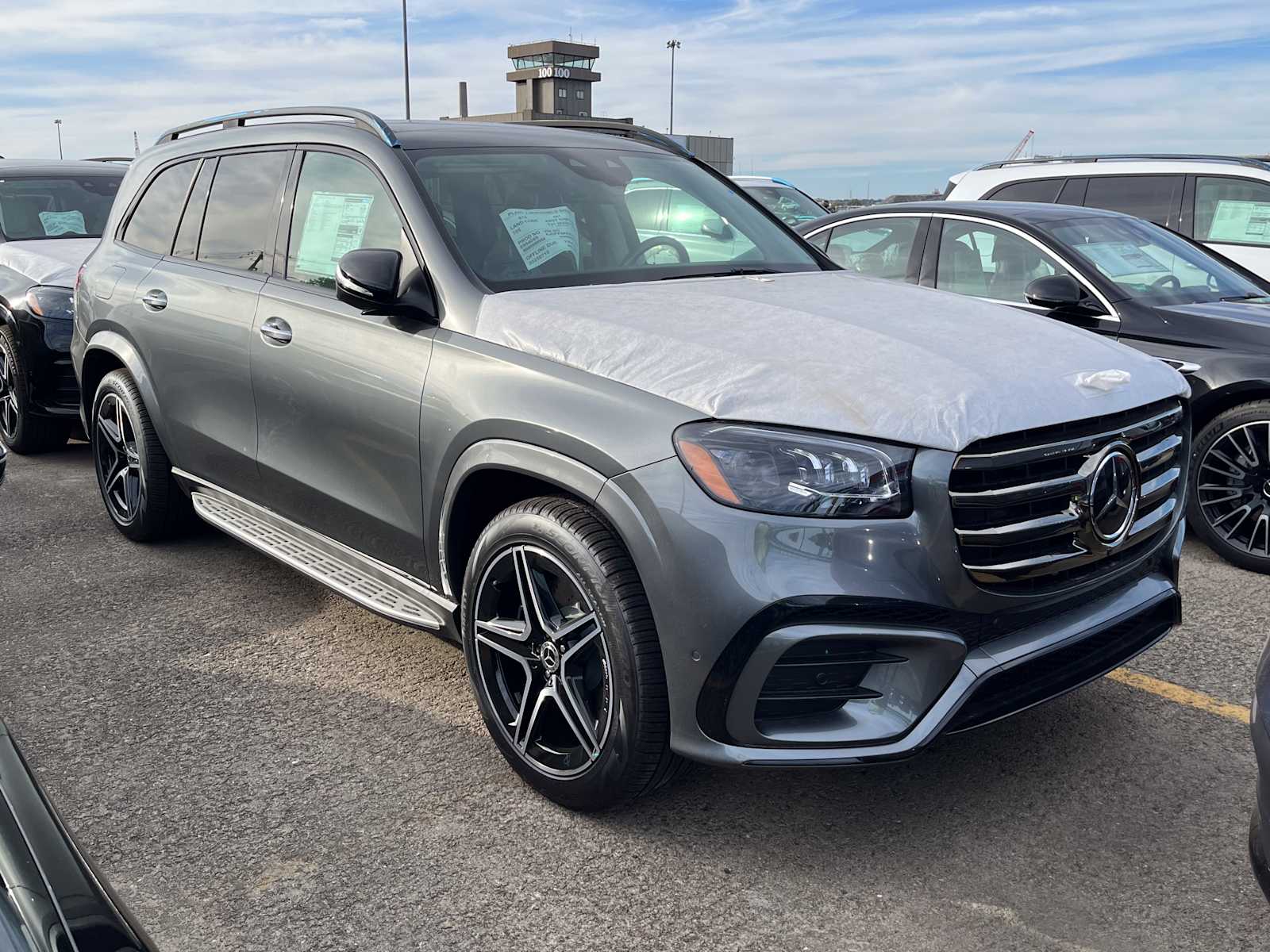 2026 Mercedes-Benz GLS Base's photo