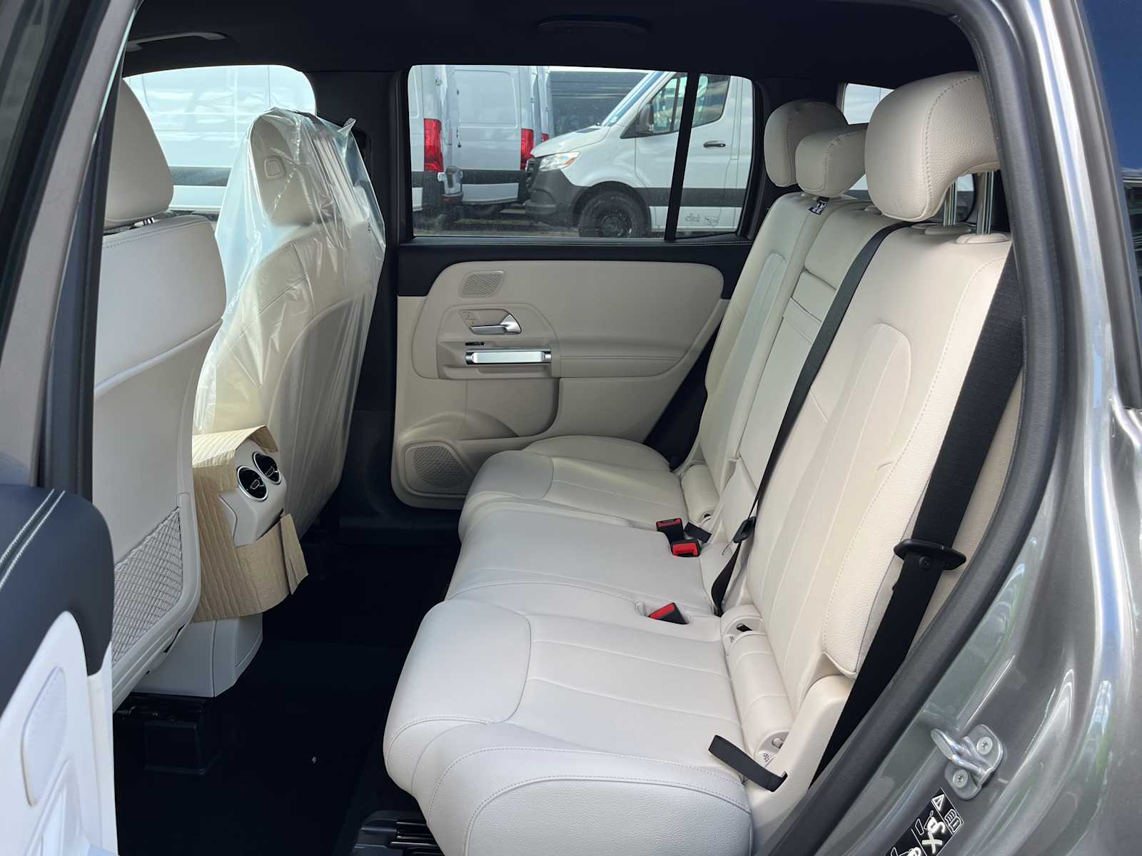 new 2026 Mercedes-Benz GLB 250 car