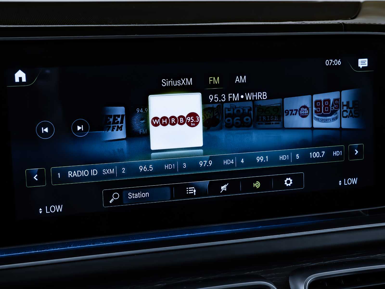 used 2021 Mercedes-Benz AMG GLS 63 car, priced at $79,998