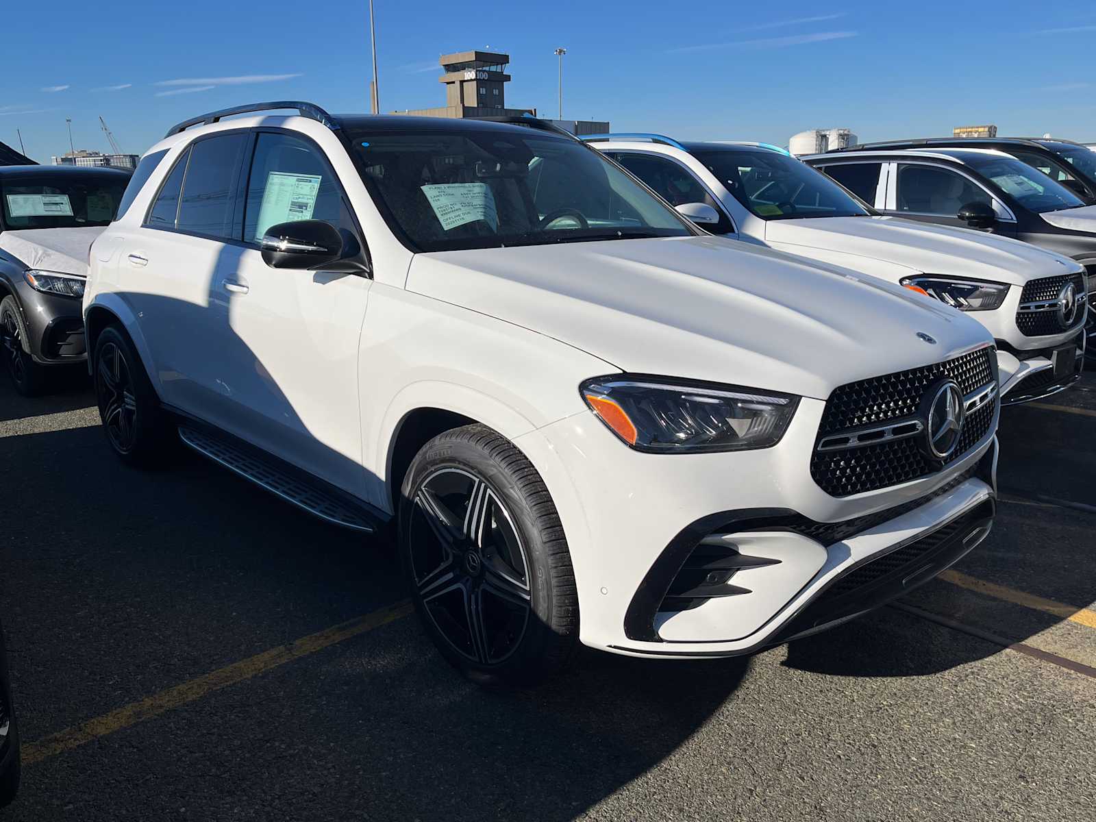 2026 Mercedes-Benz GLE GLE350's photo