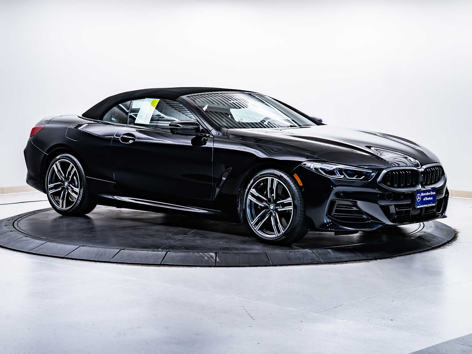 2024 BMW 8 Series 840i's photo