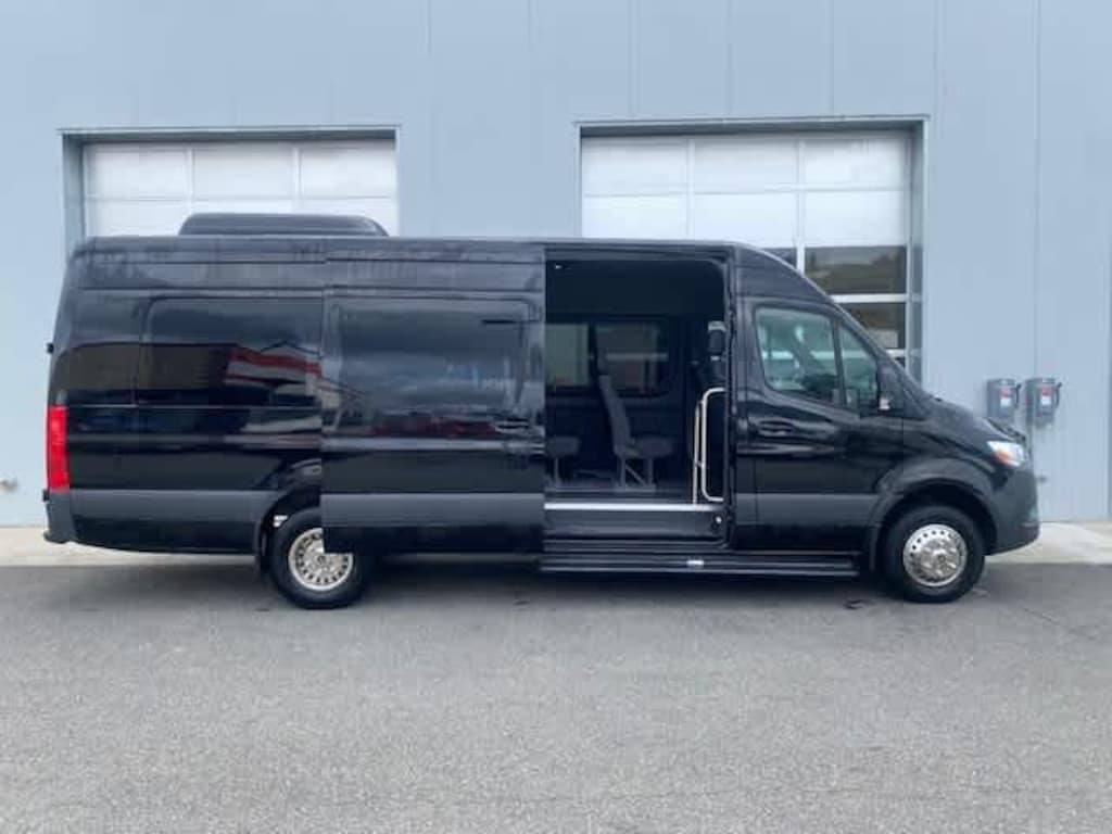 New 2024 Mercedes-Benz Sprinter 3500 HR 170" wb Ext 15 Seat Smartliner Passenger Van Van Extended Cargo Van