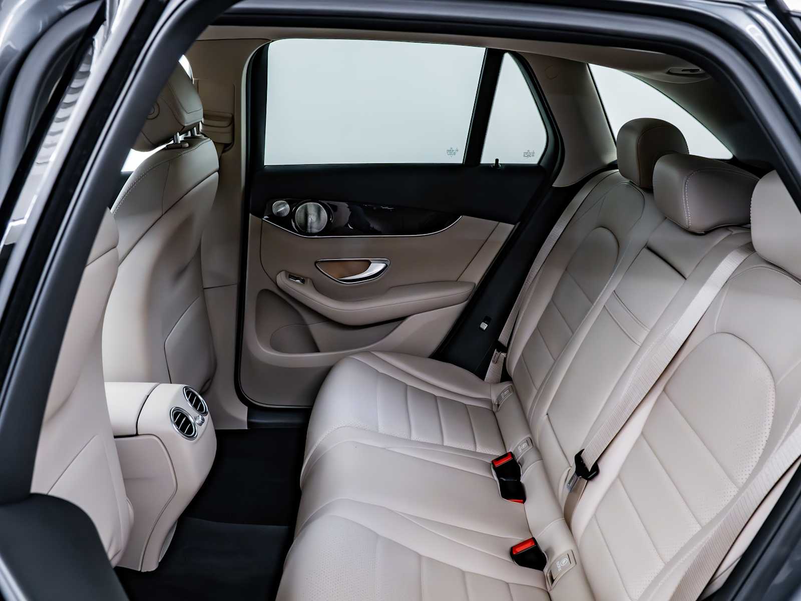 used 2016 Mercedes-Benz GLC 300 car, priced at $20,998