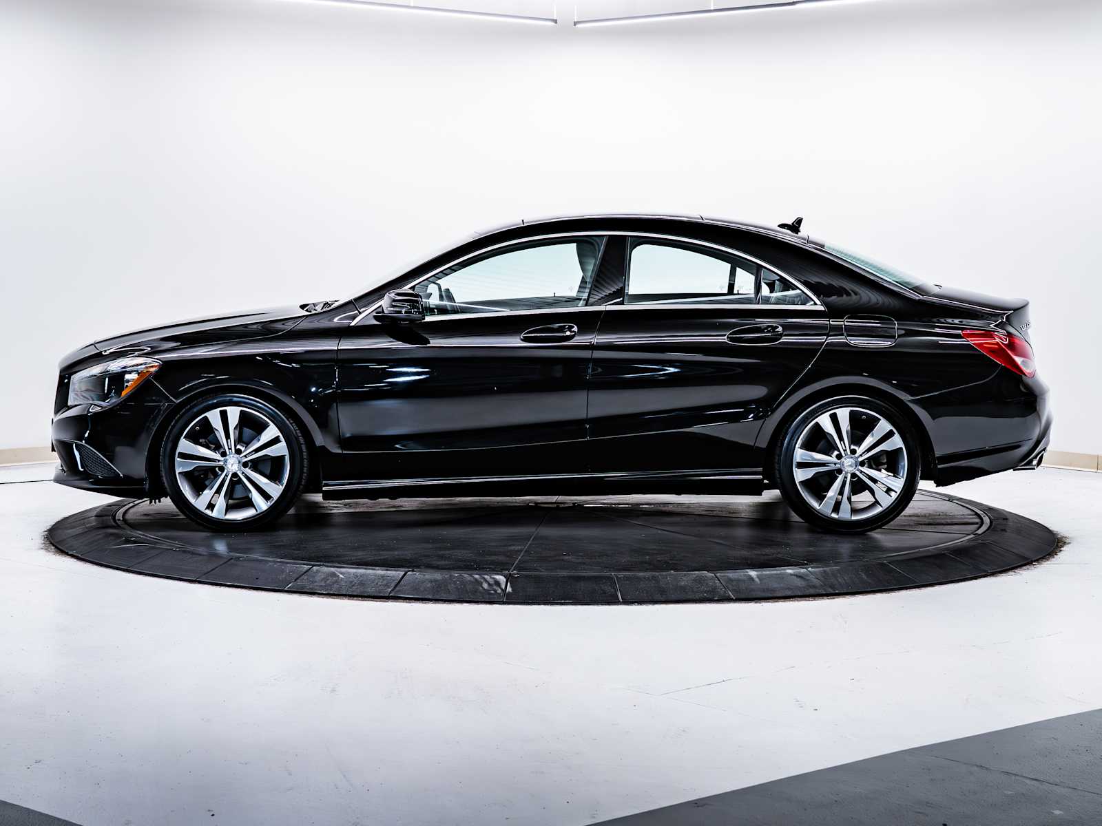 used 2014 Mercedes-Benz CLA 250 car, priced at $13,998