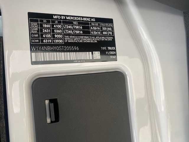 new 2025 Mercedes-Benz Sprinter 2500 car