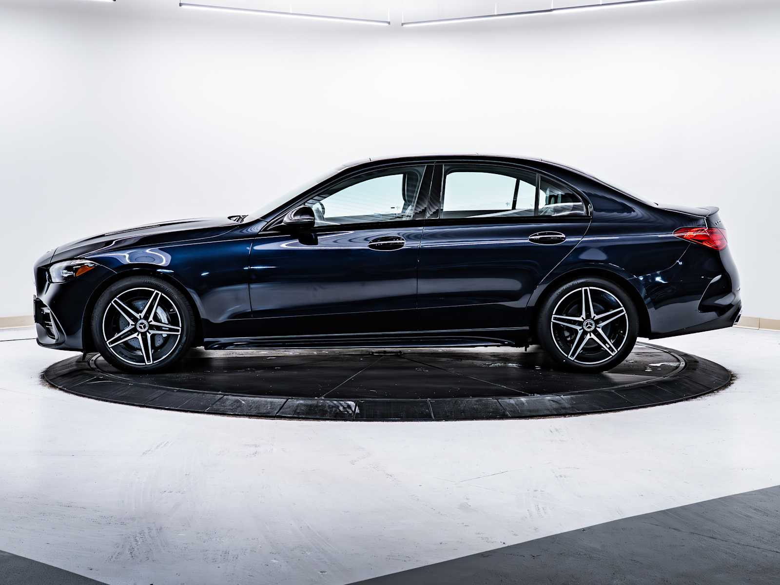 2023 Mercedes Benz C 300 4MATIC photo 4