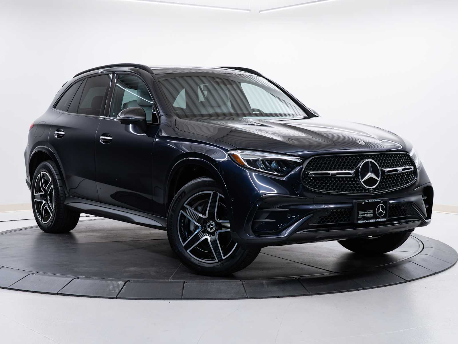 2023 Mercedes-Benz GLC