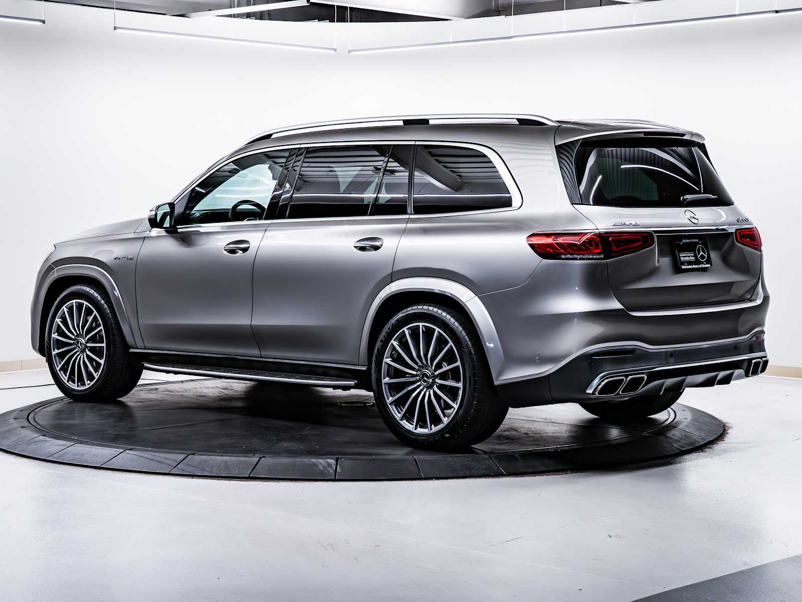 used 2021 Mercedes-Benz AMG GLS 63 car, priced at $79,998