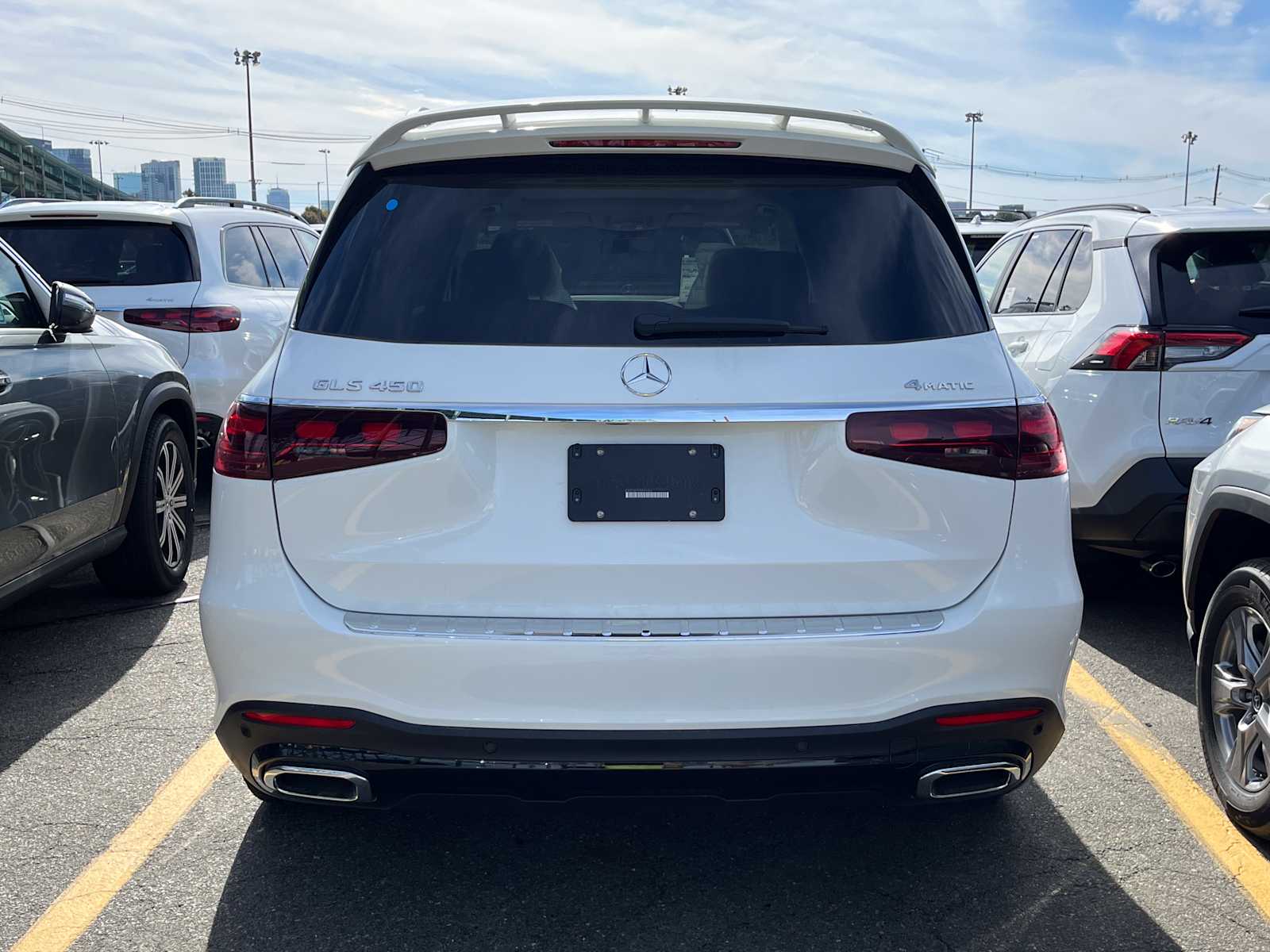new 2026 Mercedes-Benz GLS 450 car