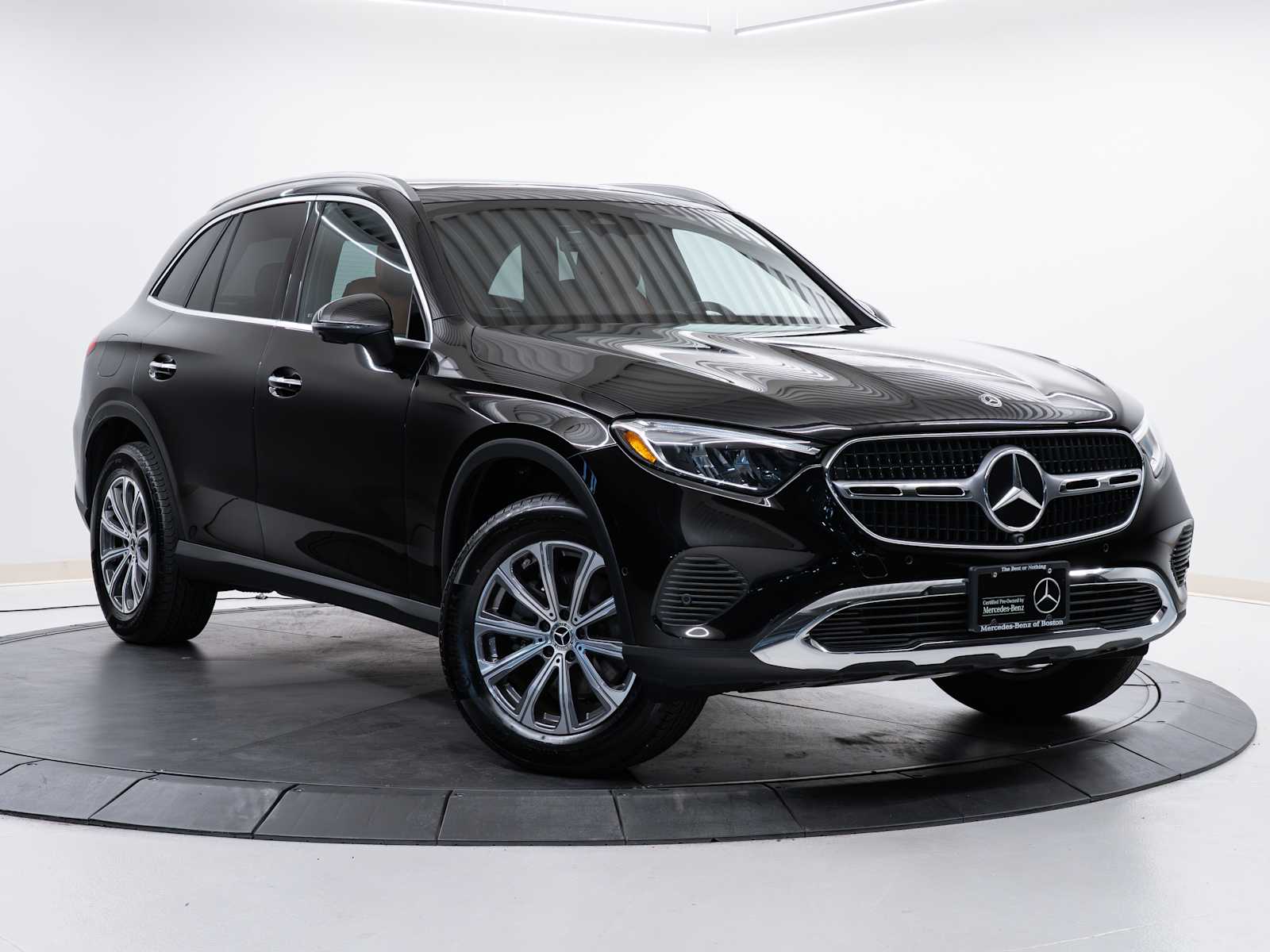 2023 Mercedes-Benz GLC