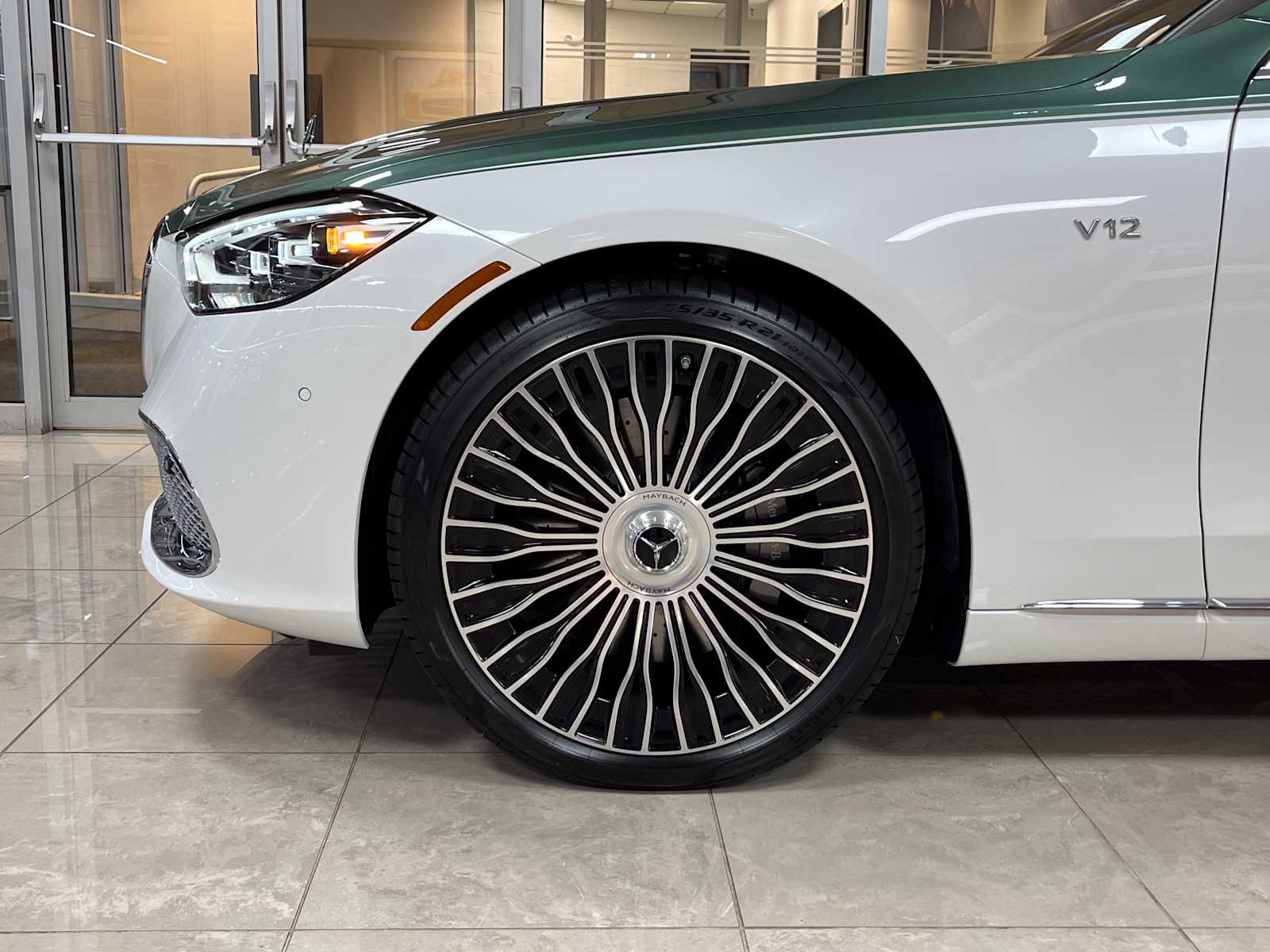 2026 Mercedes Benz S Maybach 680 4MATIC photo 3