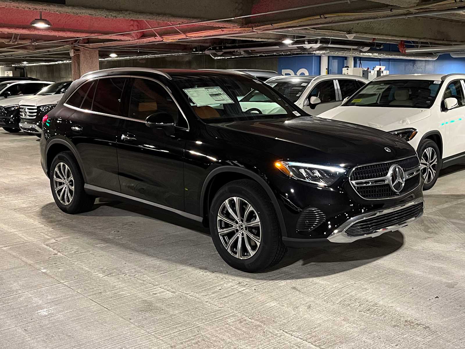 2025 Mercedes-Benz GLC