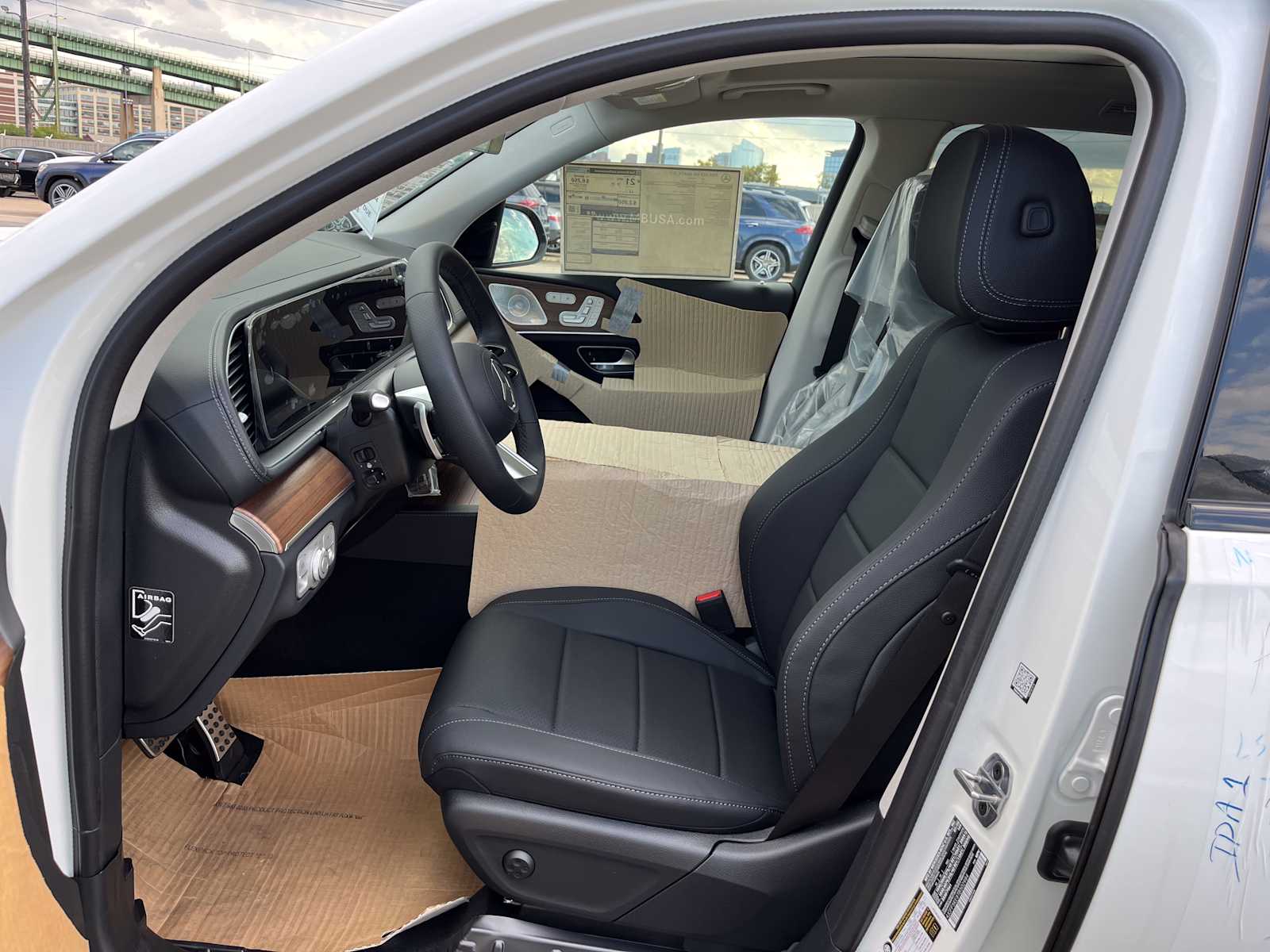 new 2026 Mercedes-Benz GLS 450 car