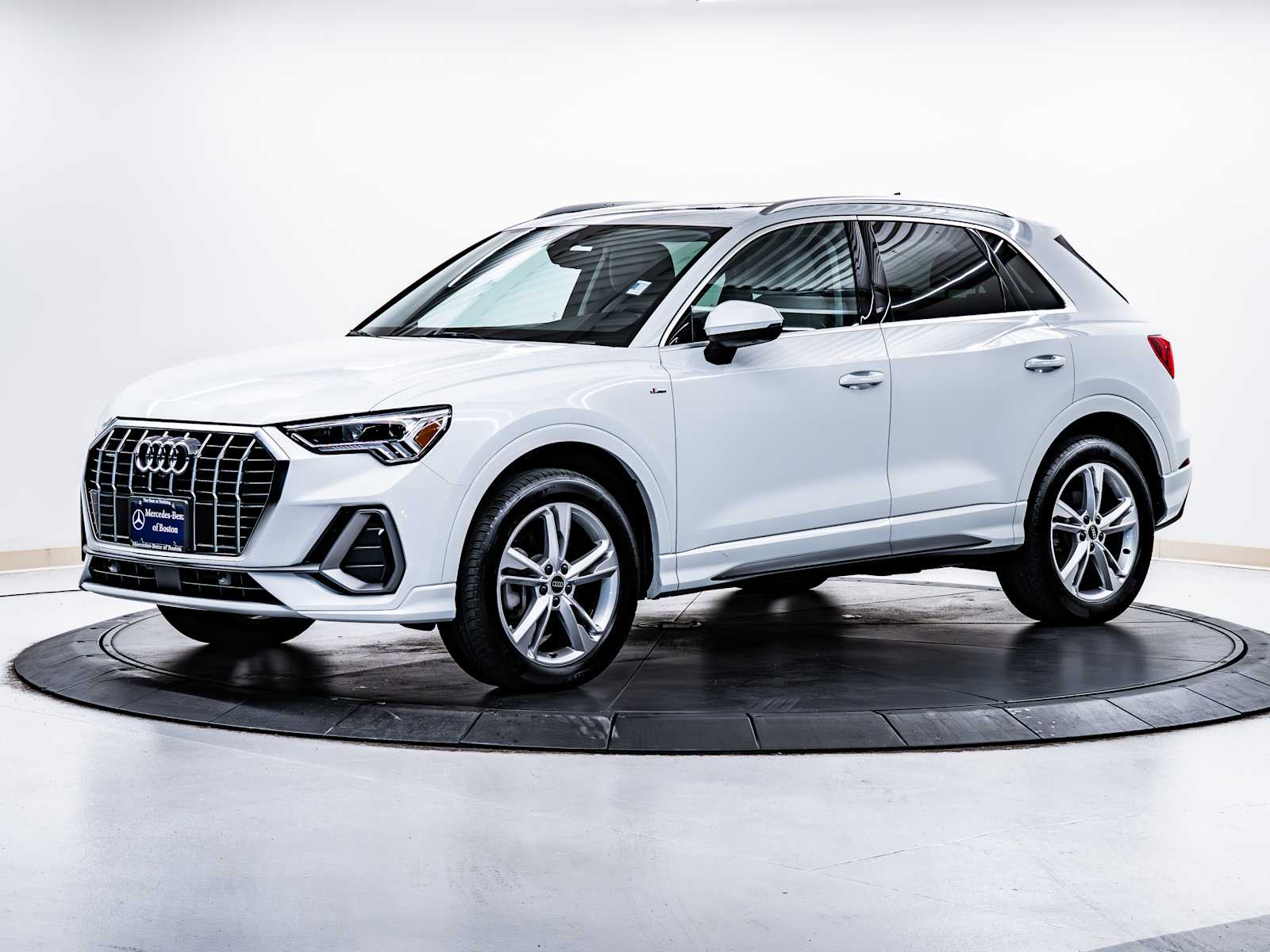 used 2024 Audi Q3 car, priced at $37,498