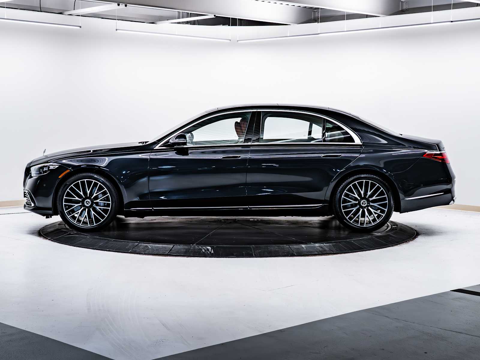 2021 Mercedes Benz S 580 4MATIC photo 4
