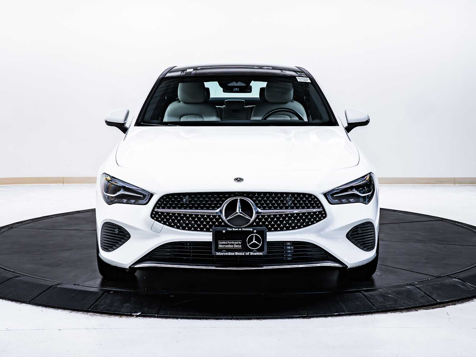 2025 Mercedes Benz CLA 250 4MATIC photo 2