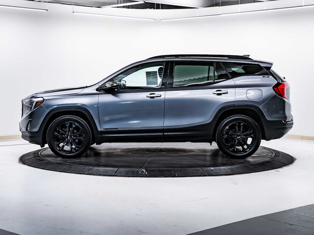 Used 2020 GMC Terrain SLE SUV