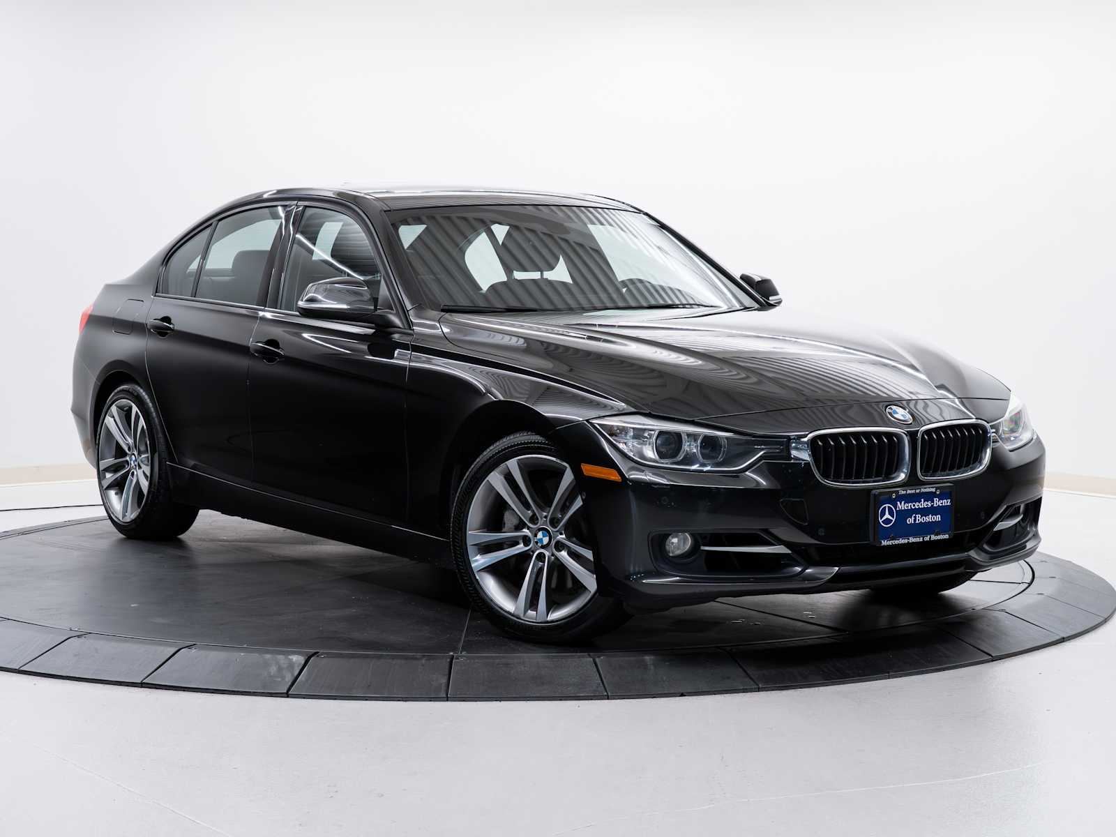 Used 2013 BMW 3 Series 335i with VIN WBA3B9C52DF587384 for sale in Somerville, MA