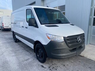 2025 Mercedes-Benz Sprinter 2500  Low Roof 144