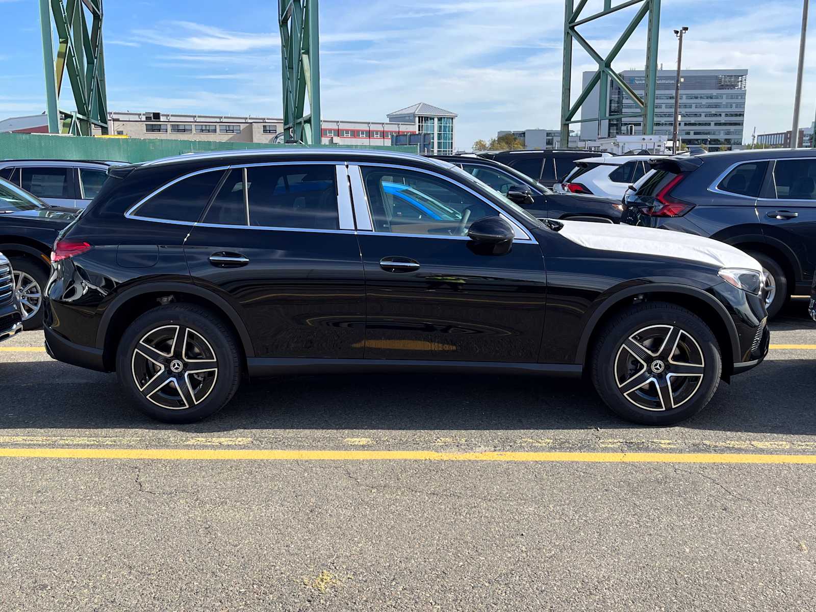 new 2026 Mercedes-Benz GLC 300 car