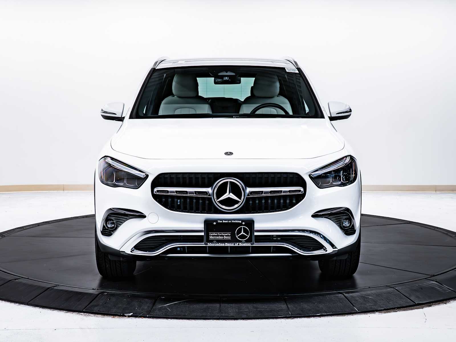 2025 Mercedes Benz GLA 250 4MATIC photo 2