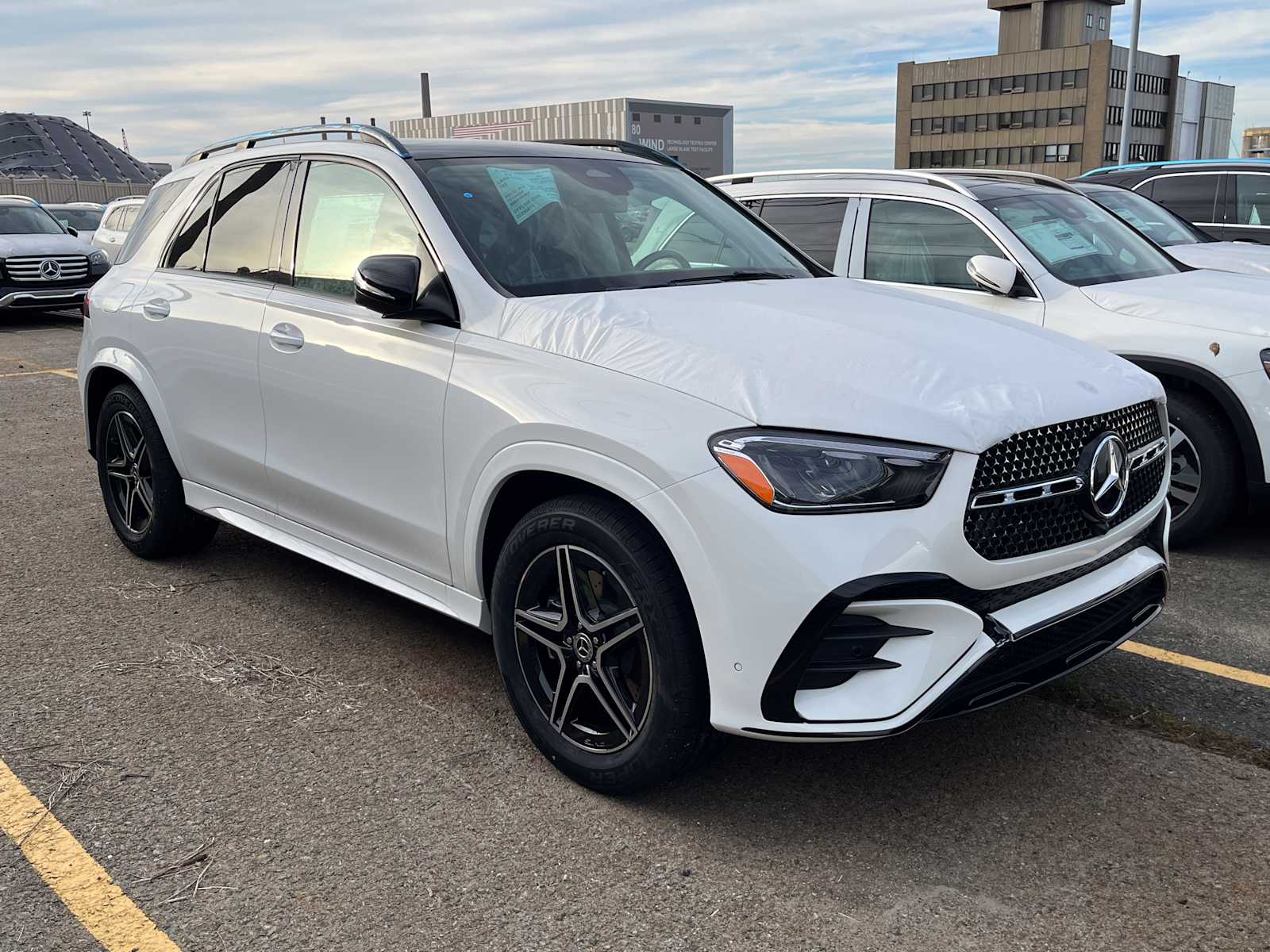 2026 Mercedes-Benz GLE GLE350's photo