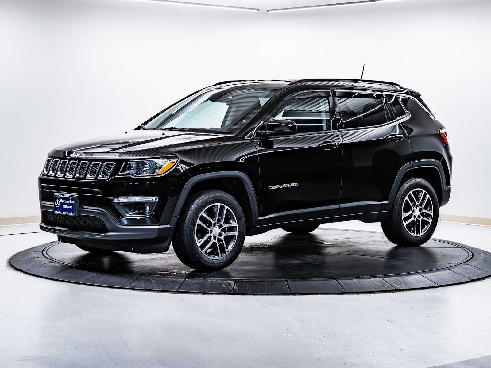 2017 Jeep Compass Latitude photo 3