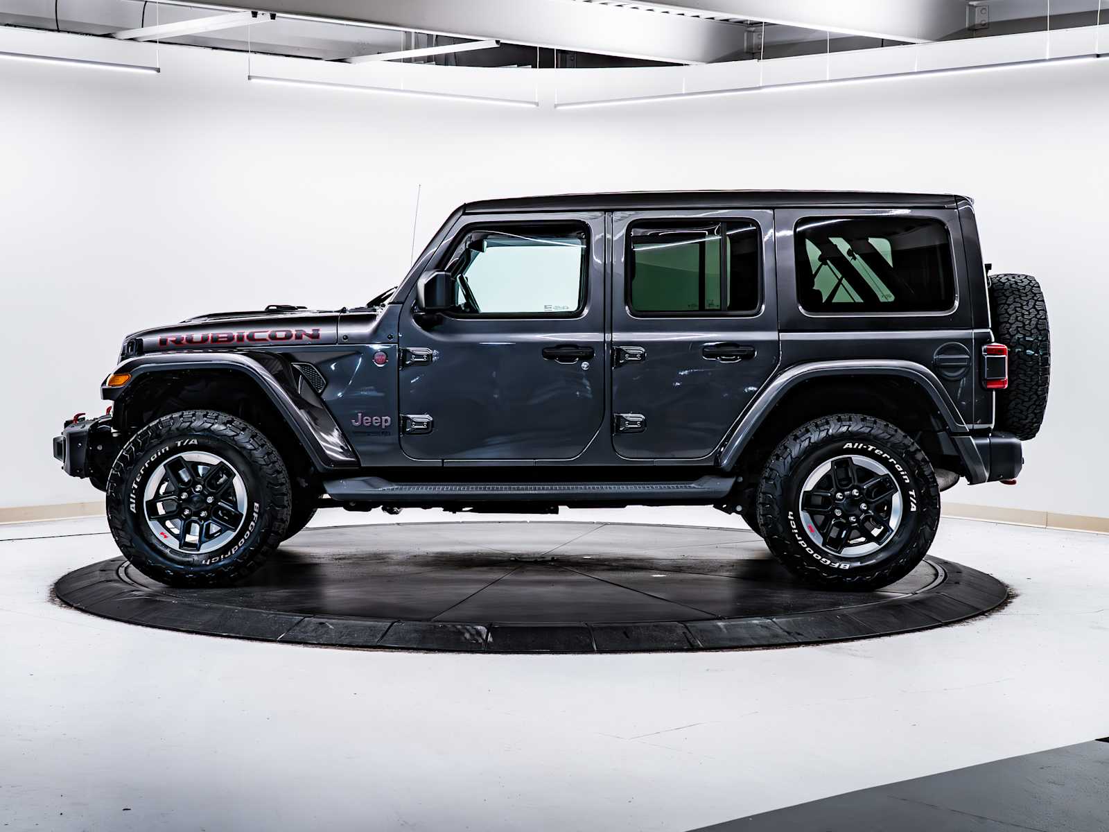 2019 Jeep Wrangler Unlimited Rubicon photo 3