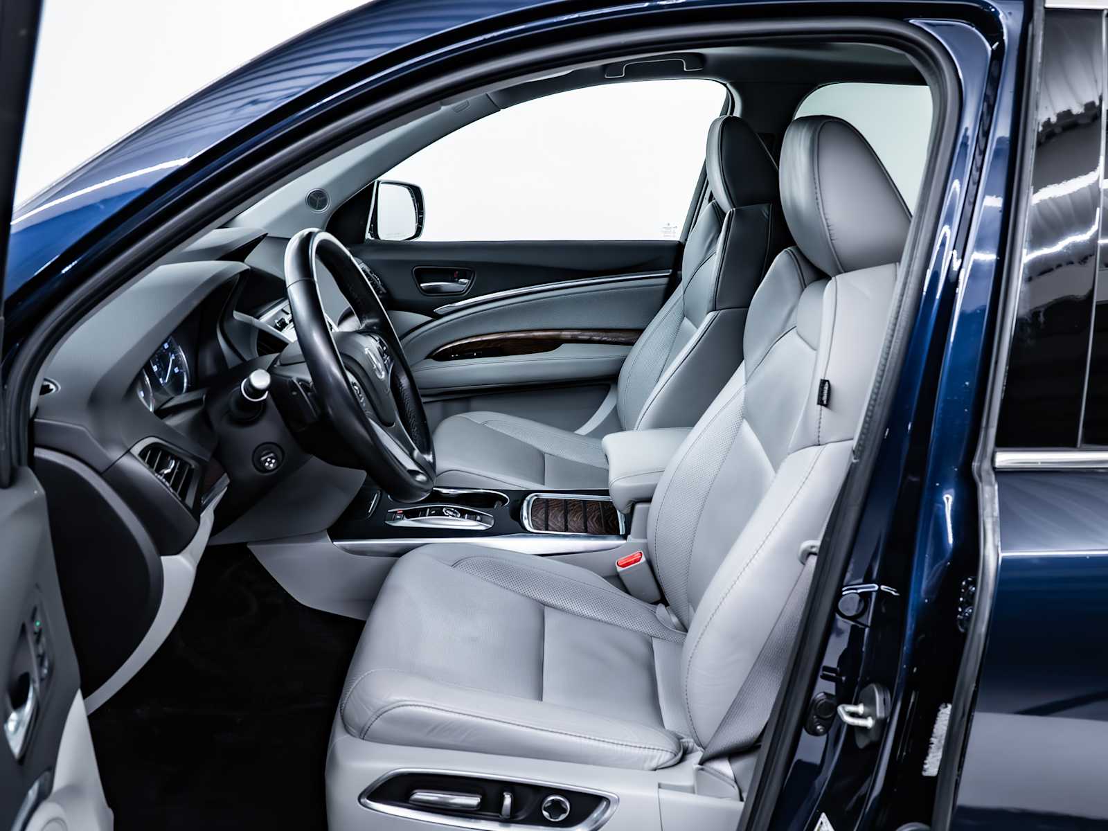 used 2020 Acura MDX car, priced at $29,998