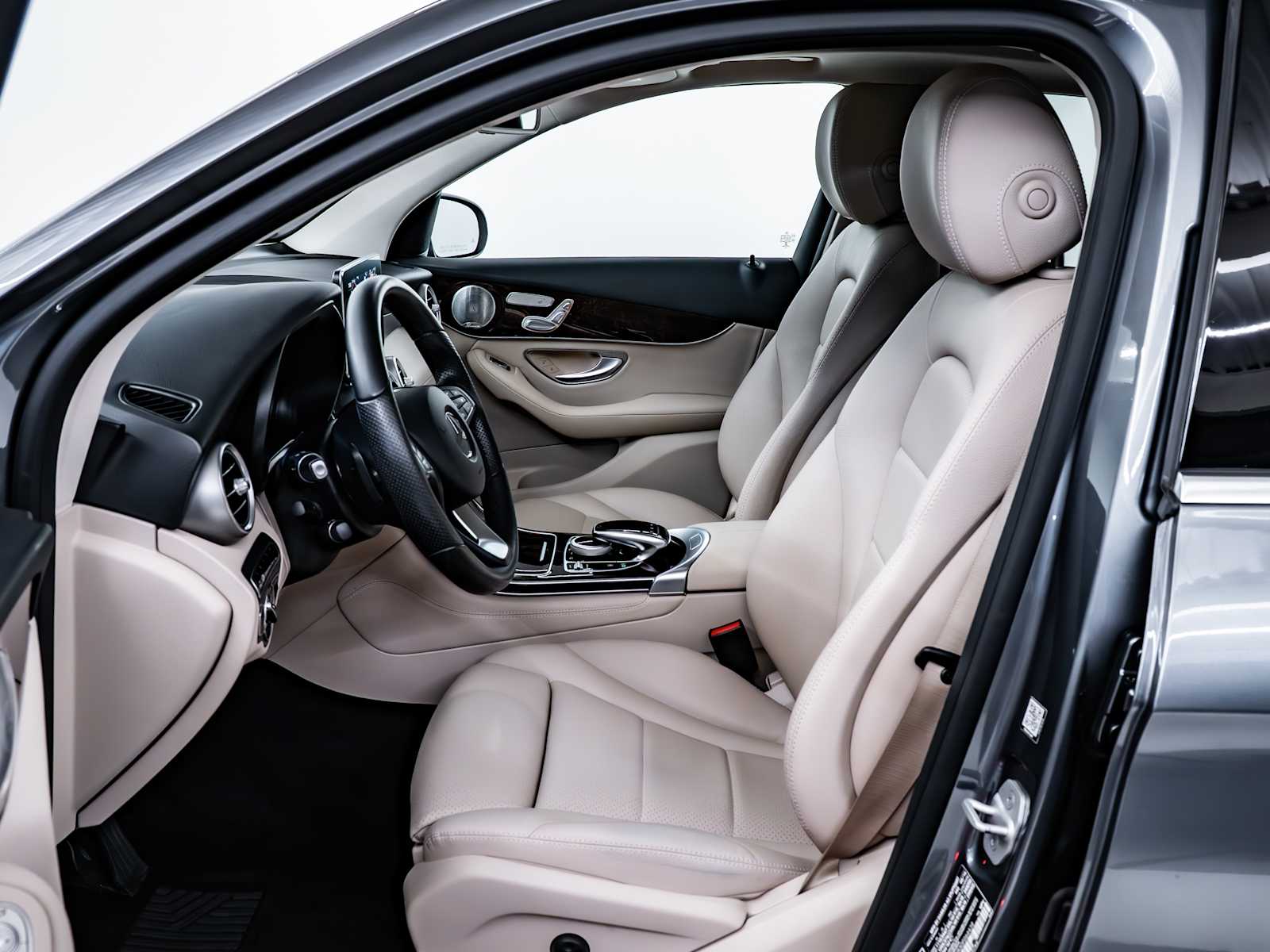 used 2016 Mercedes-Benz GLC 300 car, priced at $20,998