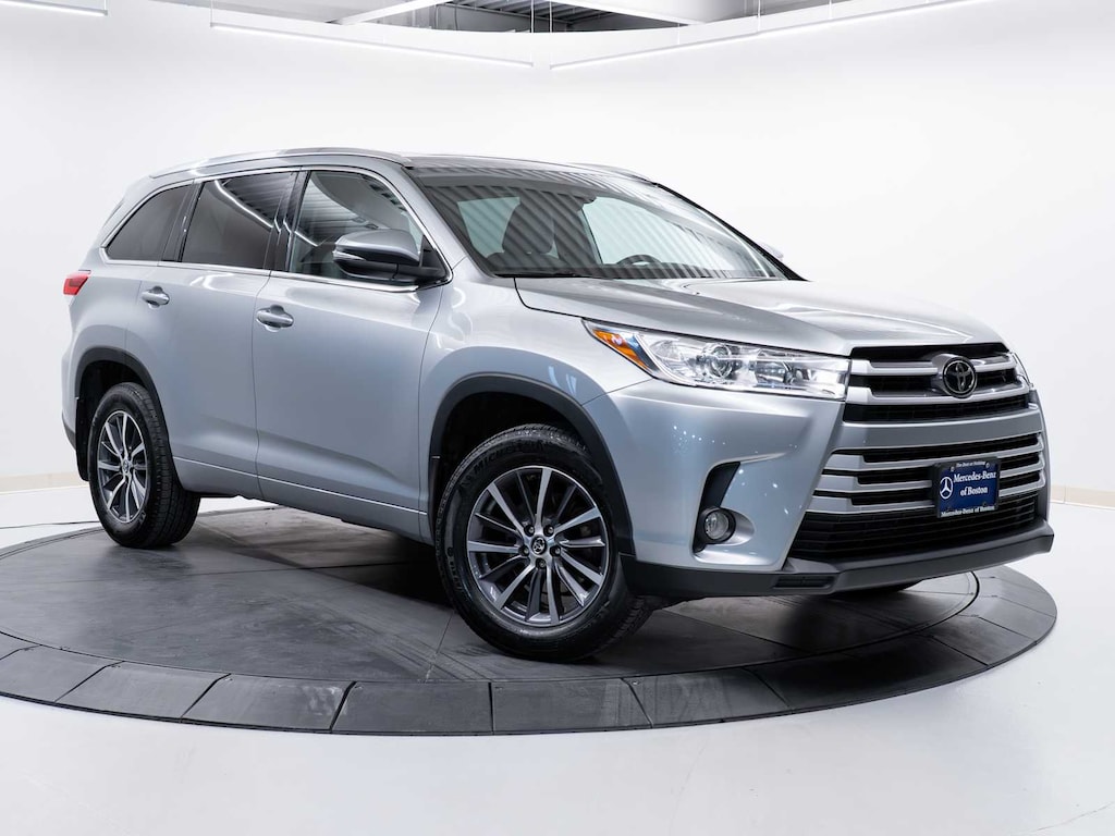 Used 2018 Toyota Highlander XLE V6 SUV