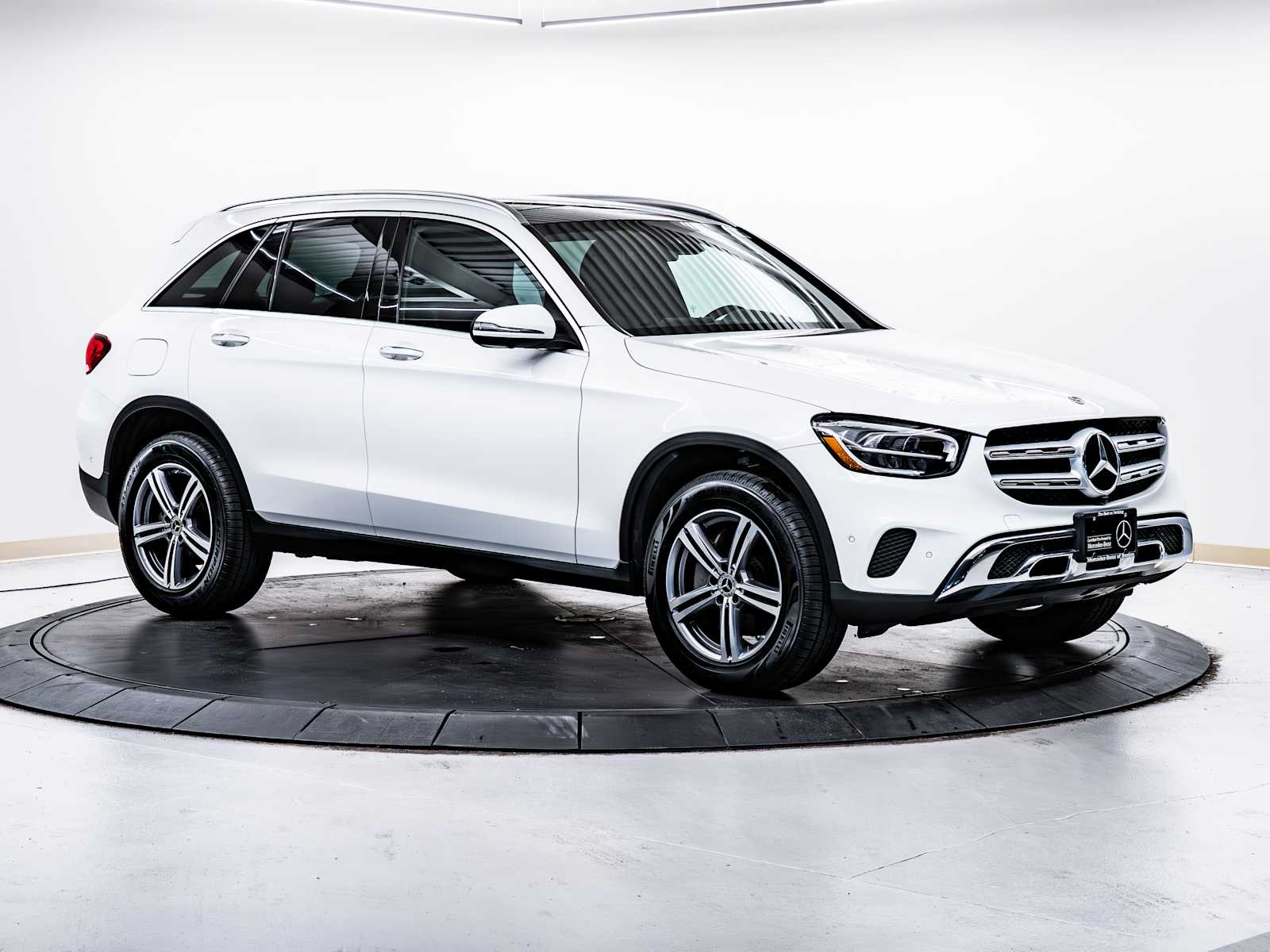 2021 Mercedes-Benz GLC GLC300's photo