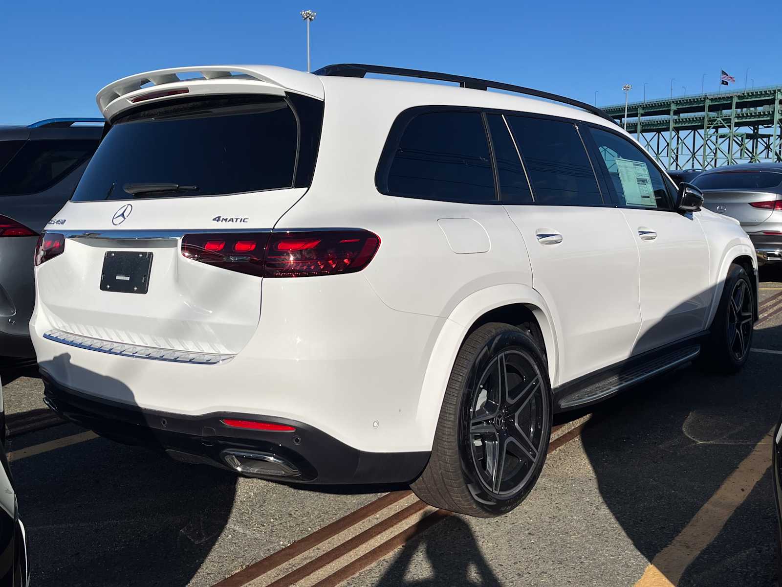 2026 Mercedes Benz GLS 450 4MATIC photo 2