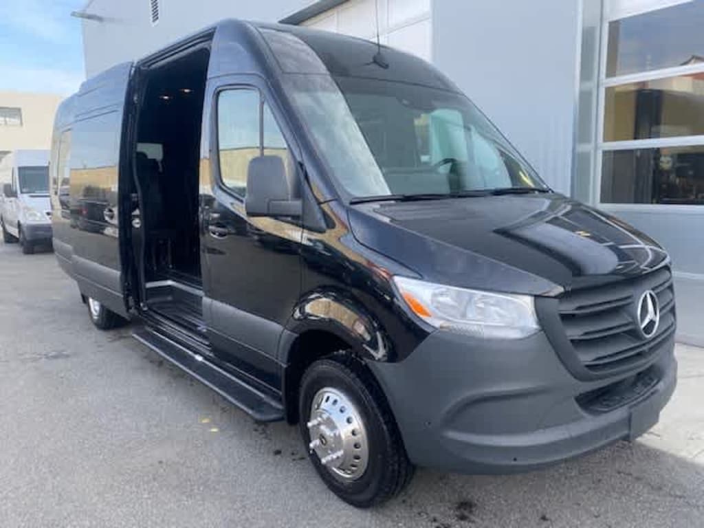 New 2024 Mercedes-Benz Sprinter 3500 HR 170" wb Ext 15 Seat Smartliner Passenger Van Van Extended Cargo Van