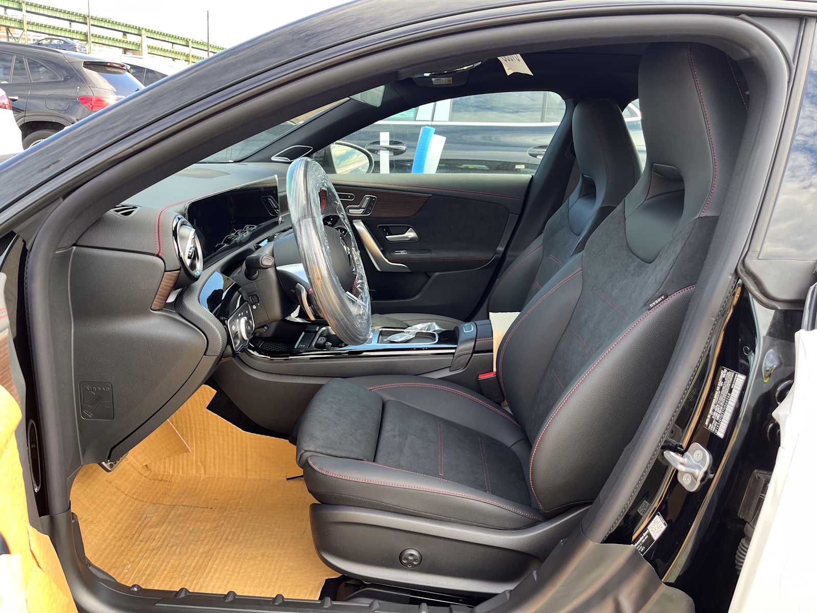 2026 Mercedes Benz CLA 250 4MATIC photo 4