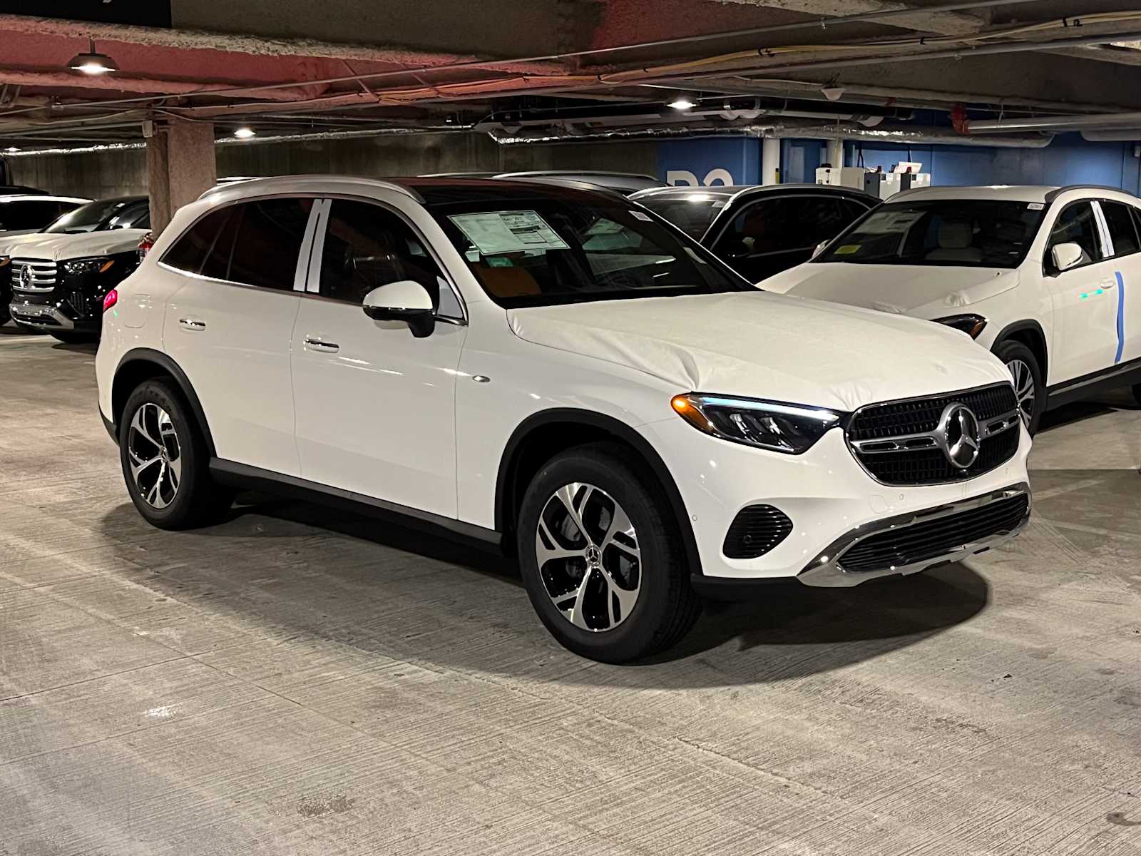 2025 Mercedes-Benz GLC