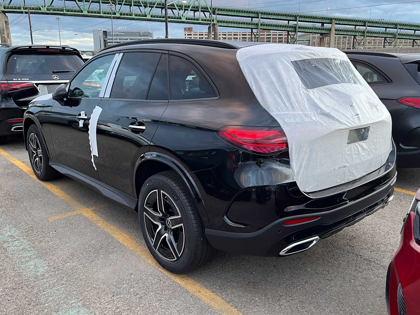 2026 Mercedes Benz GLC 300 AMG photo 2