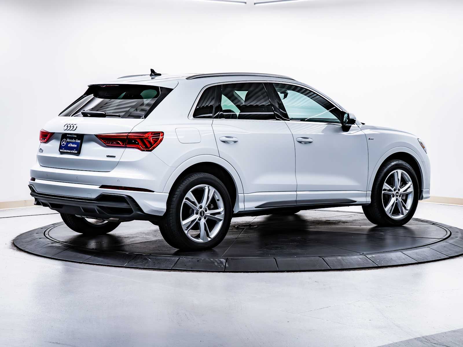 used 2024 Audi Q3 car, priced at $37,498