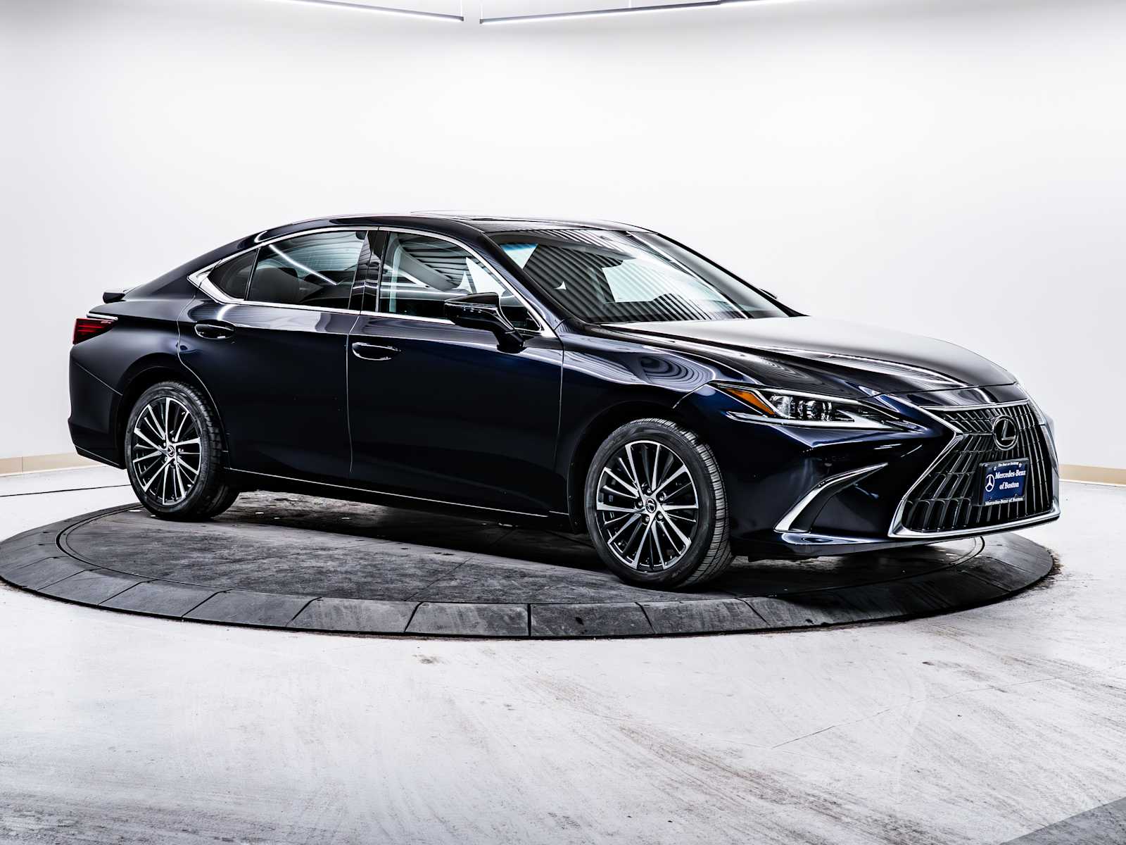 2023 Lexus ES