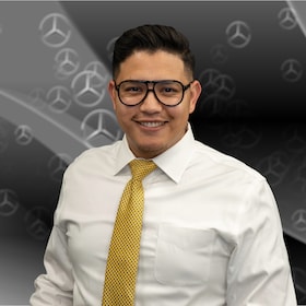 Staff member Richie Bautista from 42feea0a7896