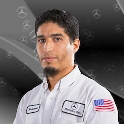 Staff member Mohammed Fadi from ID_4f2f76