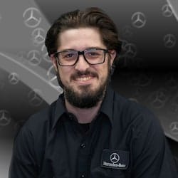 Staff member Rafael Veloso from 42feea0a7896