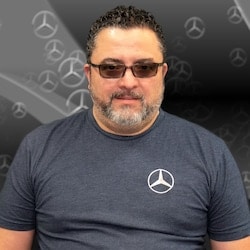 Staff member Juan Gonzalez from ID_6bcff6