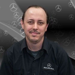 Staff member Alex Lowder from ID_4f2f76