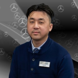 Staff member Stephen Leung from 42feea0a7896