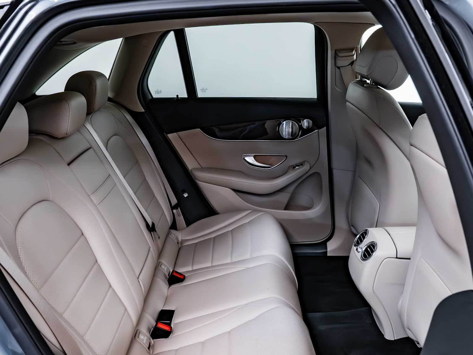 used 2016 Mercedes-Benz GLC 300 car, priced at $20,998