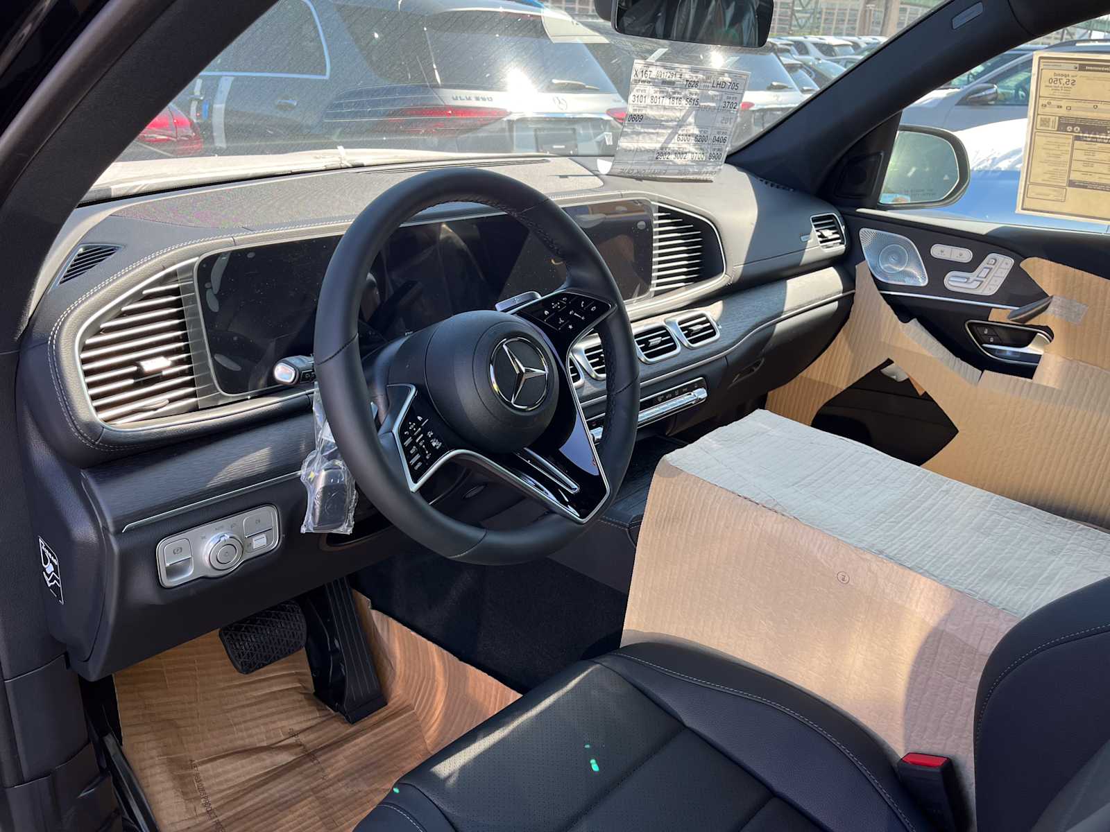 new 2025 Mercedes-Benz GLS 450 car