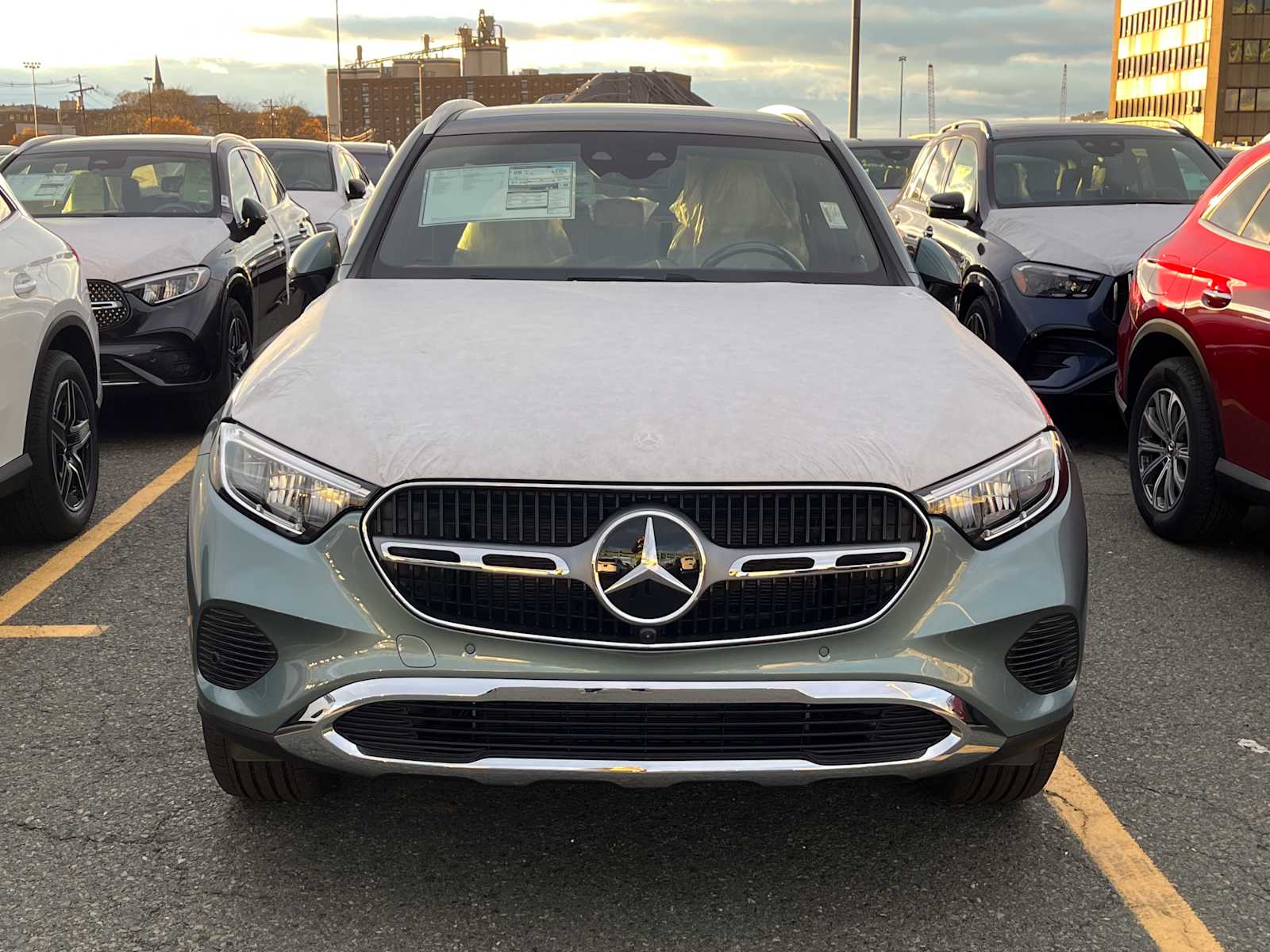 2026 Mercedes Benz GLC 300 4MATIC photo 2