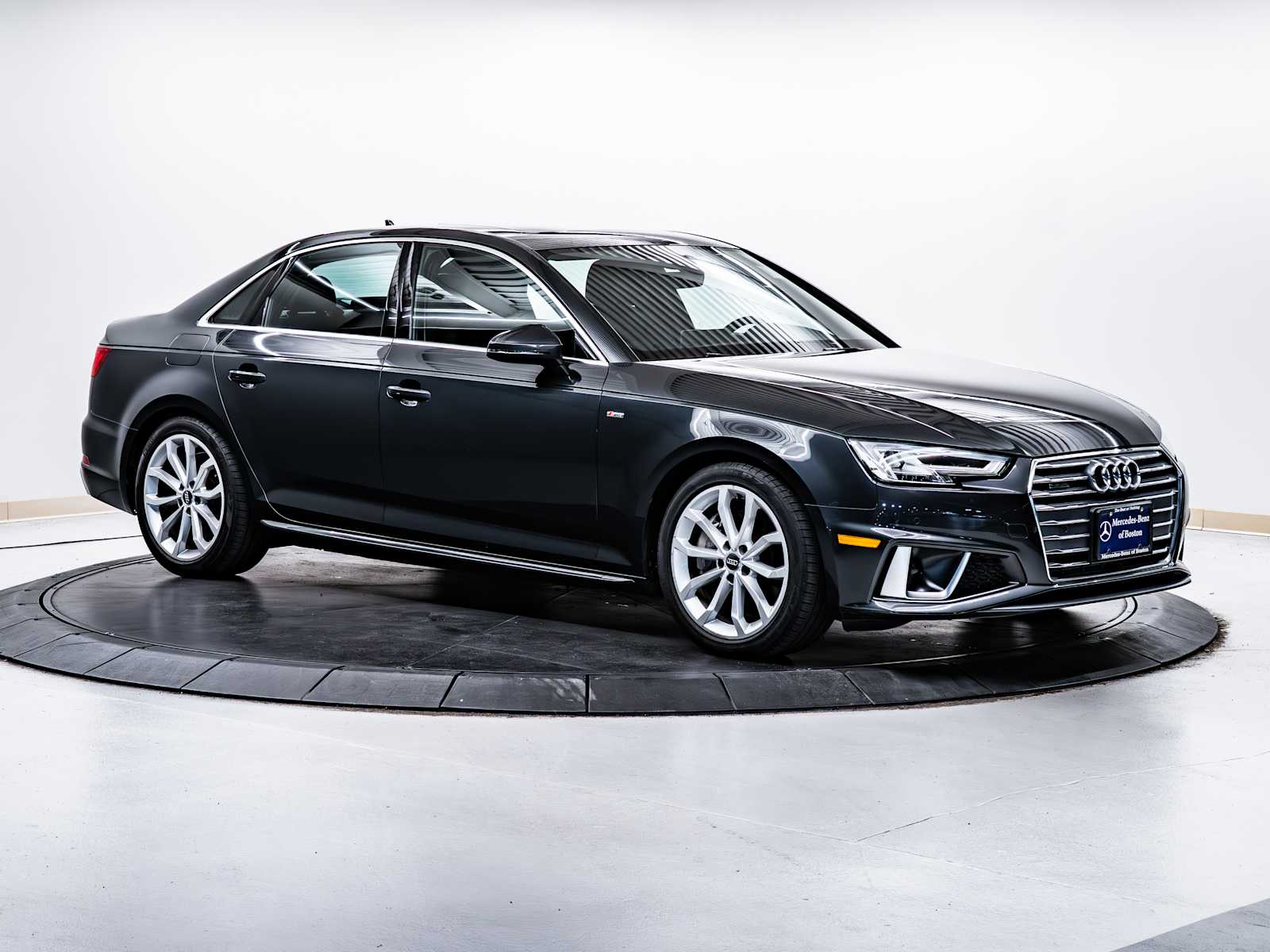 2019 Audi A4 Premium Plus's photo